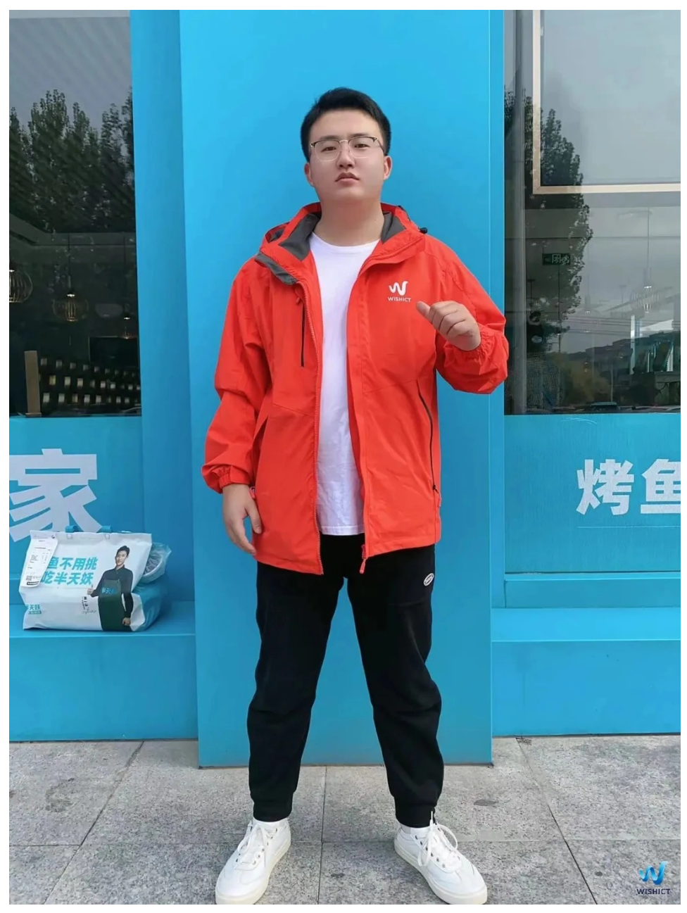 张宸旭.png